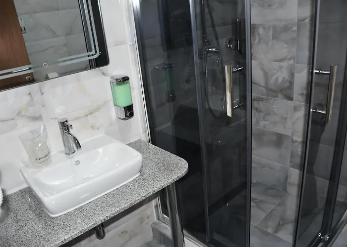 1869 Zemun Гостевой дом *