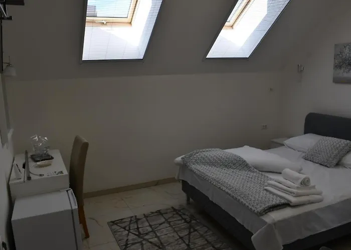 Konukevi 1869 Zemun Belgrad