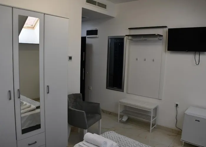 Гостевой дом 1869 Zemun Белград